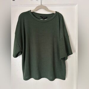 Banana Republic Green Luxespun Tee